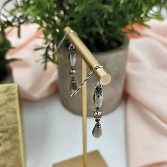 Premier Designs Vintage Gunmetal Beads‎ Dangle Hook Earrings - Picture 3 of 5